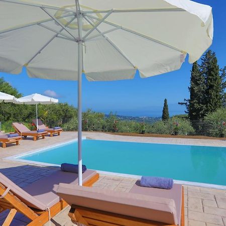 Villa Chrisdina Nymfai Luaran gambar