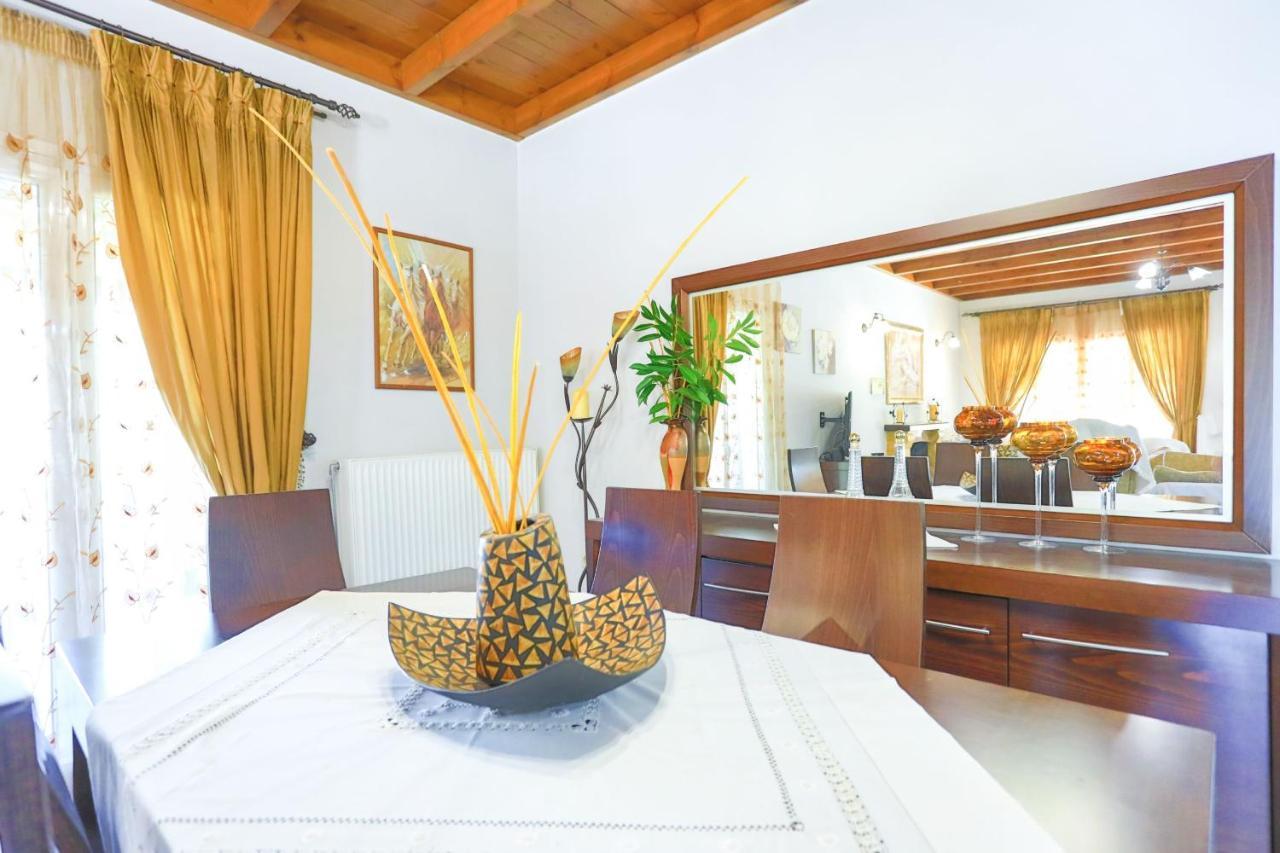 Villa Chrisdina Nymfai Luaran gambar