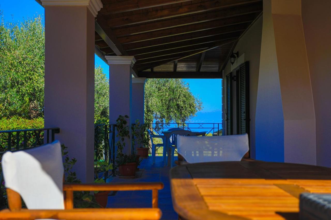 Villa Chrisdina Nymfai Luaran gambar