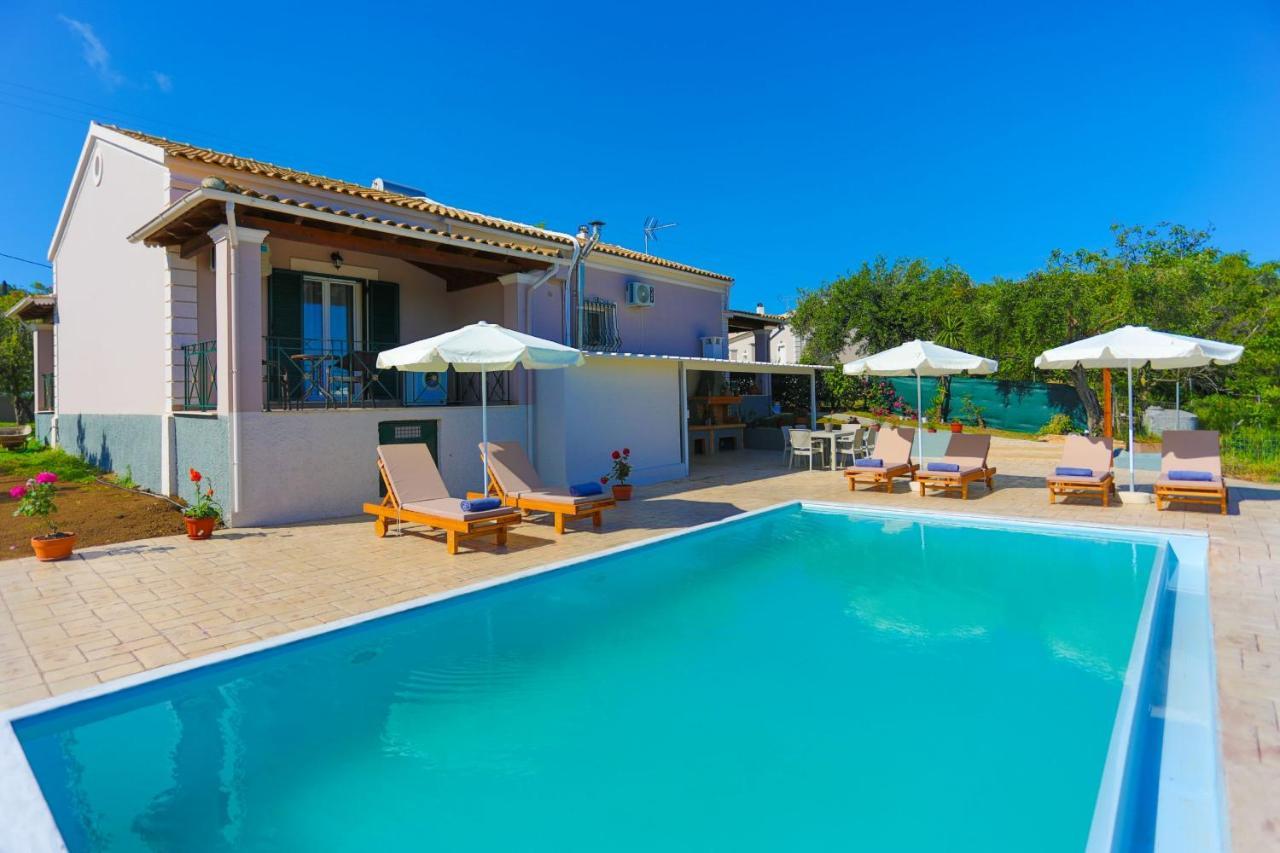 Villa Chrisdina Nymfai Luaran gambar