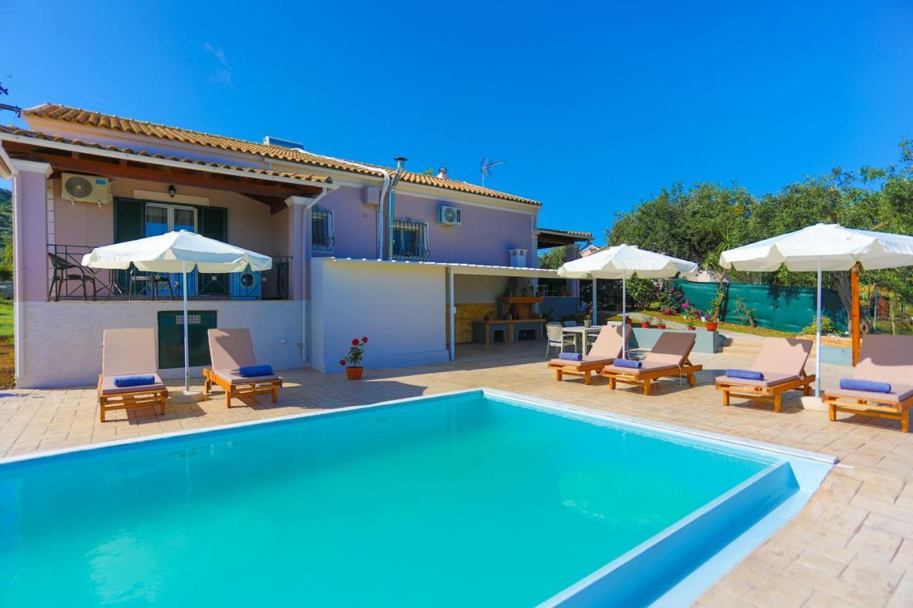 Villa Chrisdina Nymfai Luaran gambar